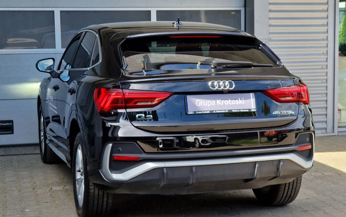 Audi Q3 cena 238900 przebieg: 8000, rok produkcji 2023 z Zbąszynek małe 781